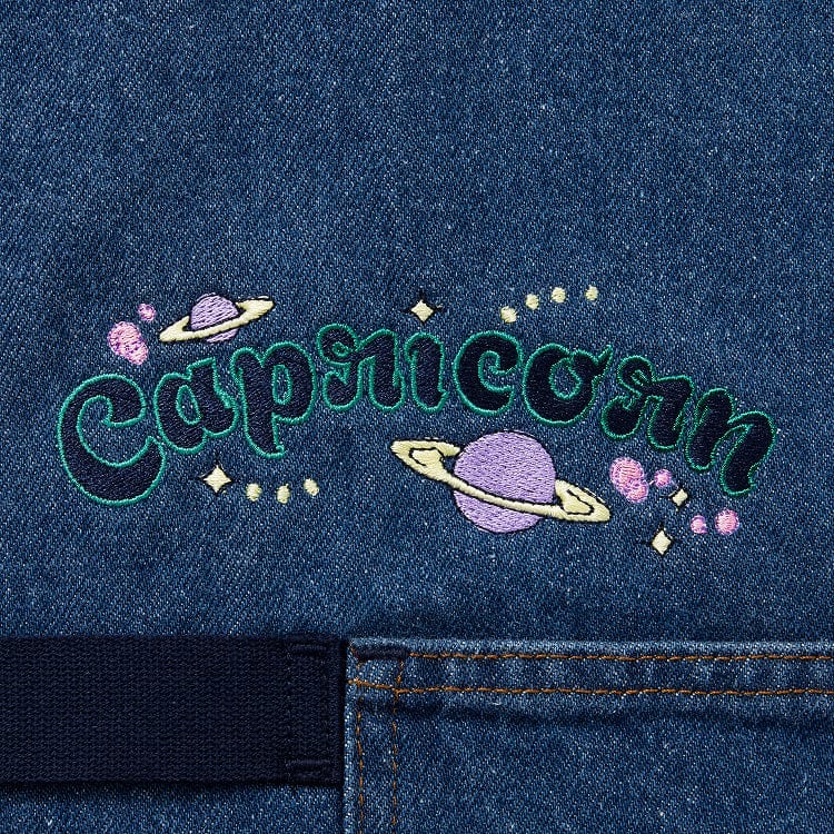 Capricorn Denim Zodiac Essential Apron - Image 4