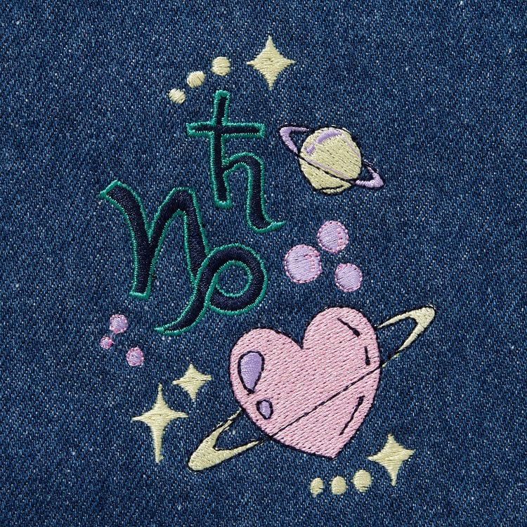 Capricorn Denim Zodiac Essential Apron - Image 5