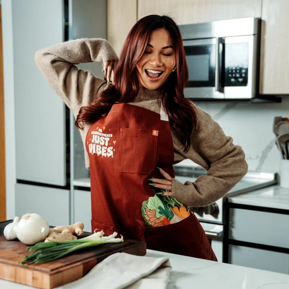 Cassie Yeung Just Vibes x H&B Essential Apron - Image 12