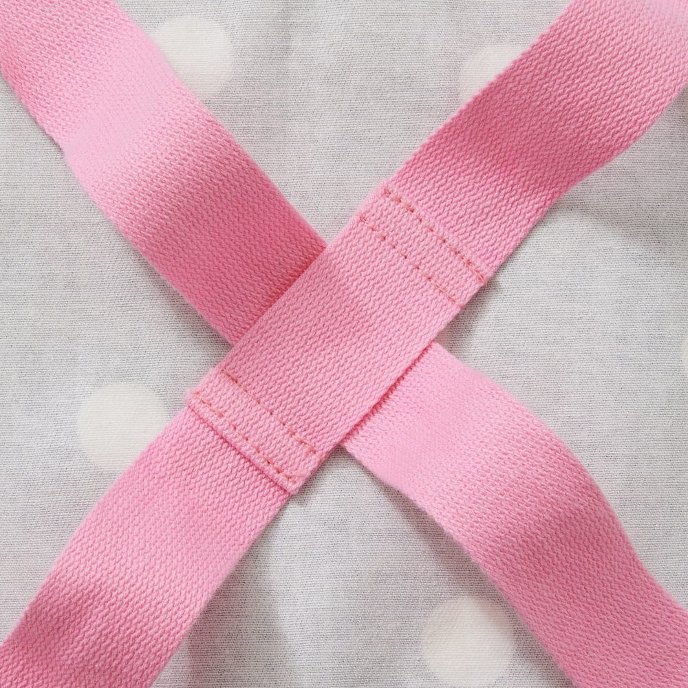 Disney's Minnie Mouse Crossback Apron - Image 7