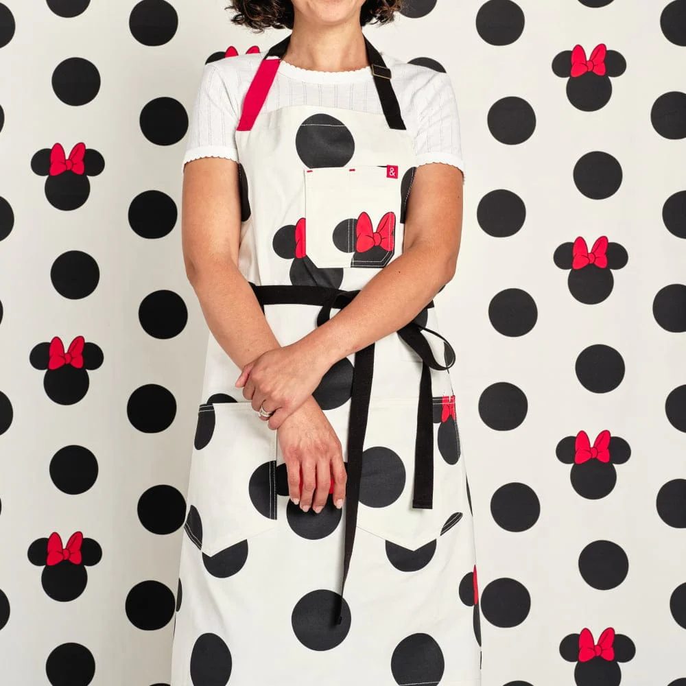 Disney's Minnie Mouse Essential Apron - Image 3