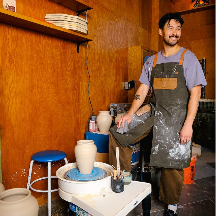 Olive Maker's Split Leg Apron - Image 10