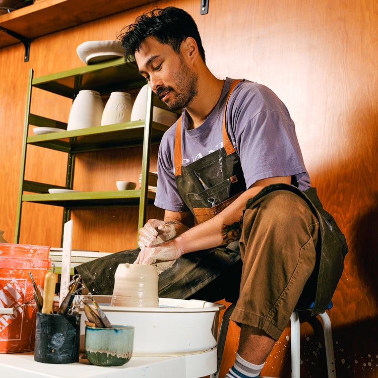 Olive Maker's Split Leg Apron - Image 3