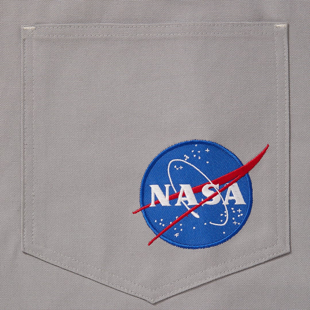 NASA Space Gray Apron - Essential - Image 4