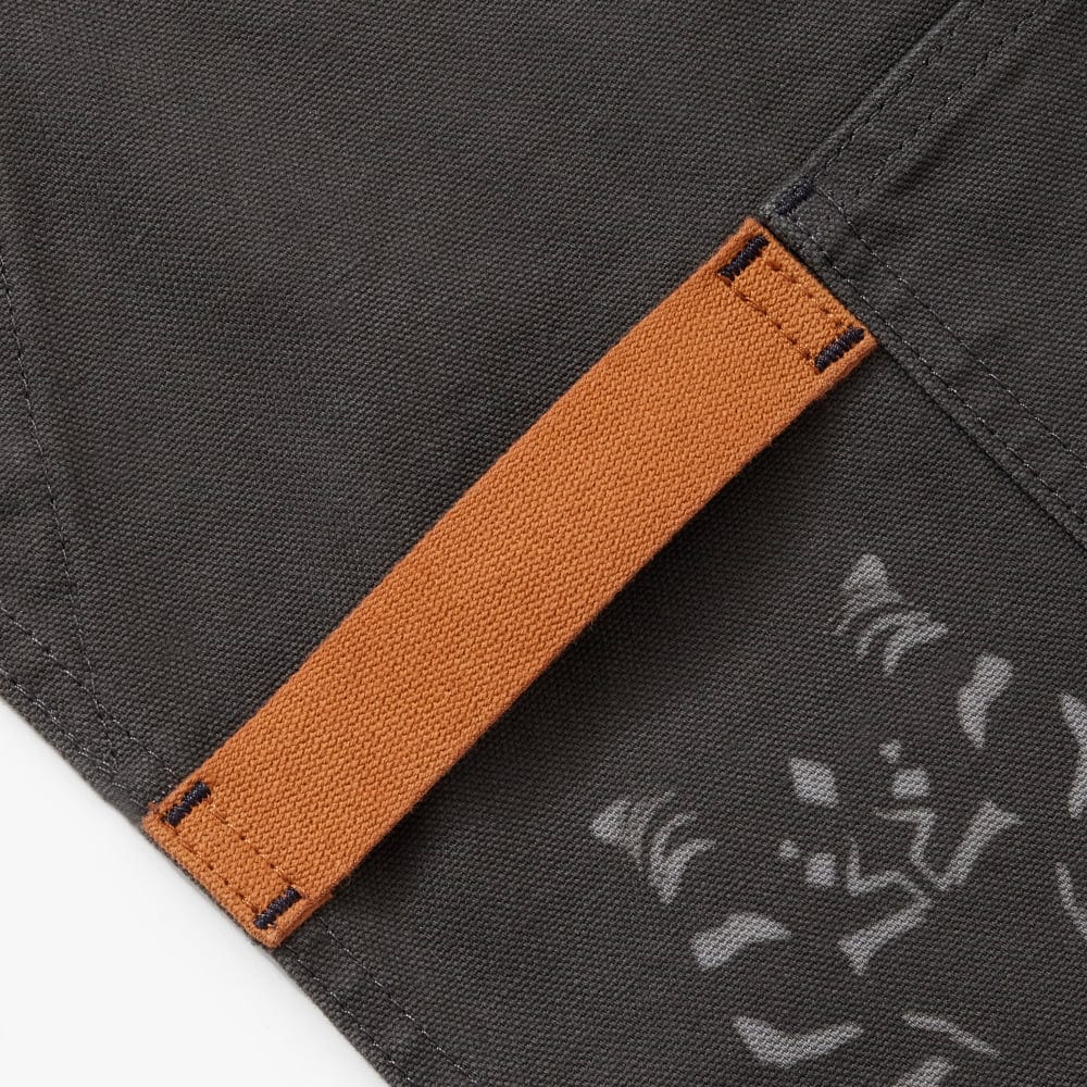STAR WARS™ Ahsoka Tano Crossback Apron - Image 4