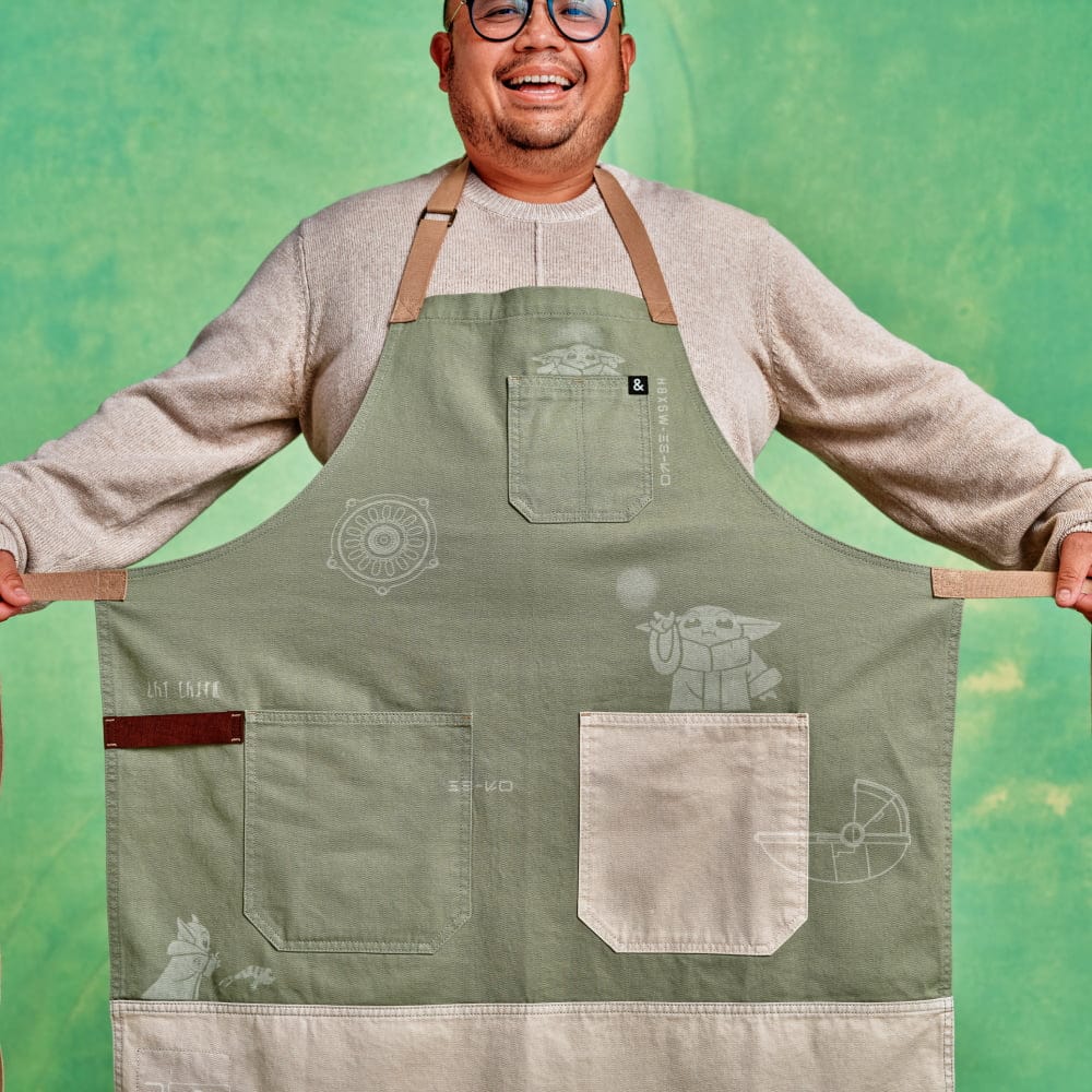 STAR WARS™ Grogu Essential Apron - Image 8