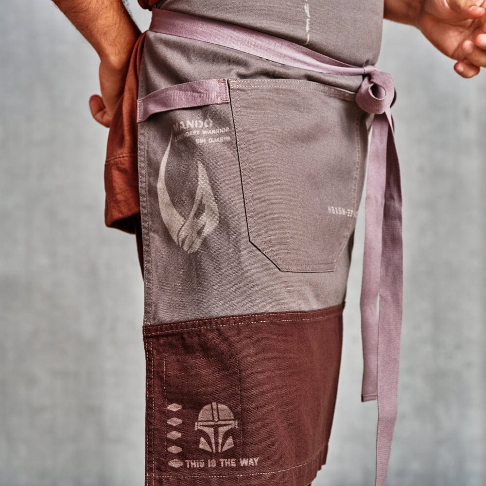 STAR WARS™ Mandalorian™ Essential Apron - Image 8