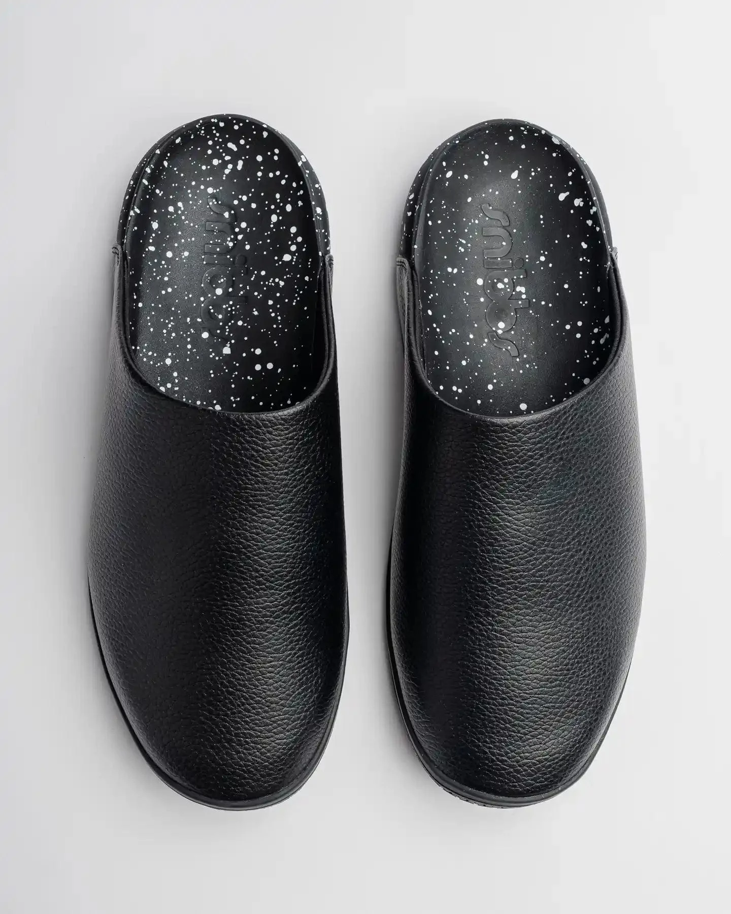 The Clog - Black Speckle - Image 6