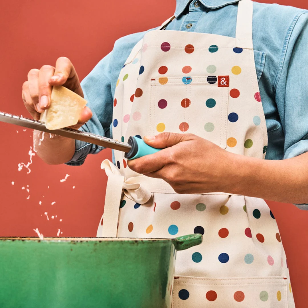 Kitchen Glow Up Apron - Essential - Image 7
